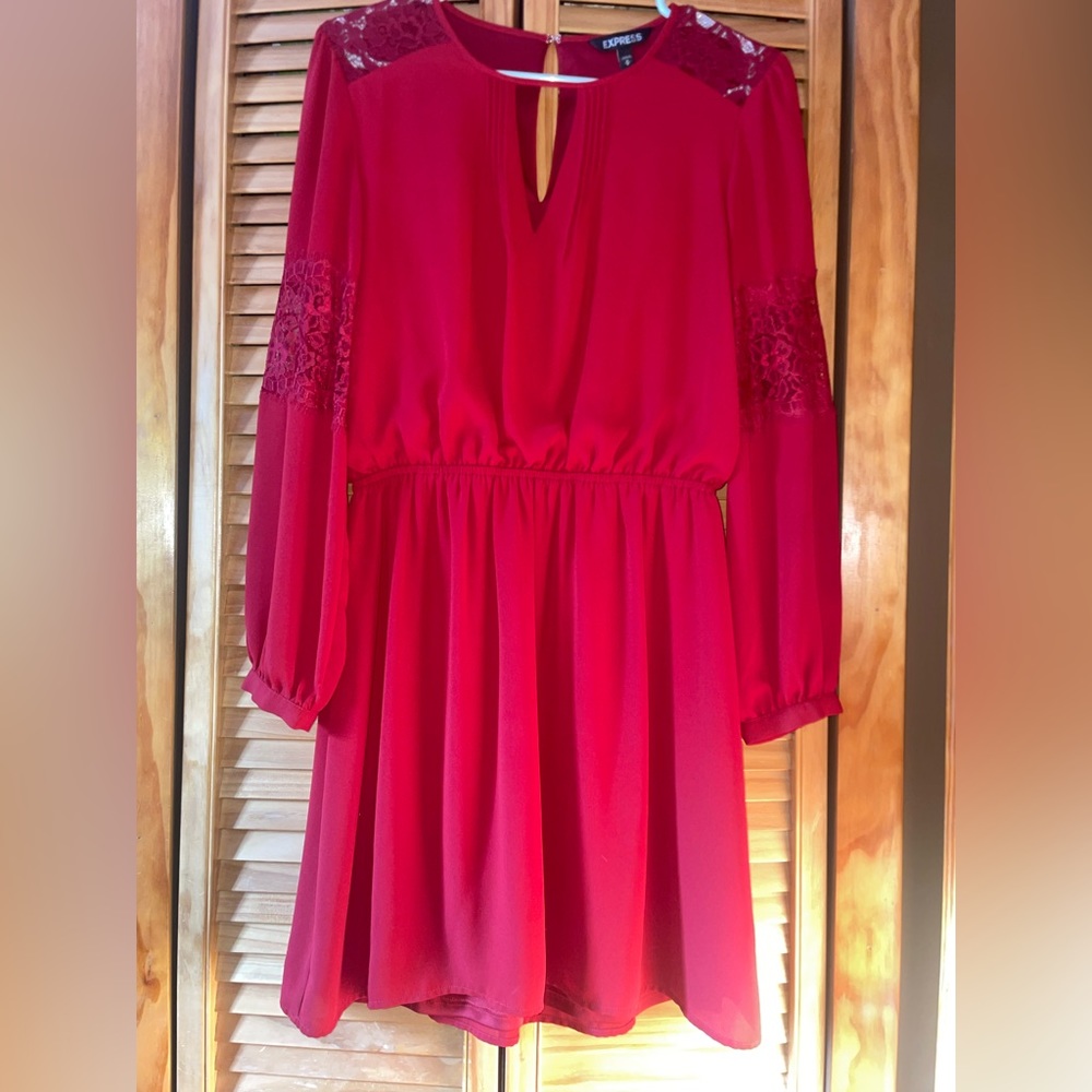 Women’s size medium long sleeve dress from express - red wine colored